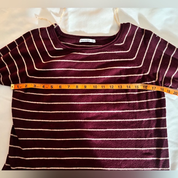 Pink Clover Sweater - Picture 5 of 8